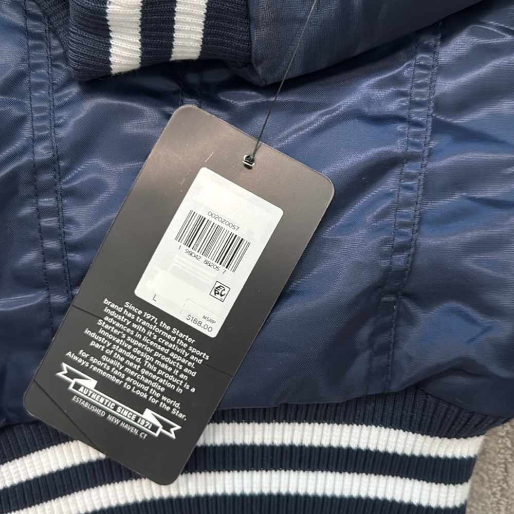 Levi’s x Starter NY Yankees Jacket NWT Size Large - Picture 9 of 16